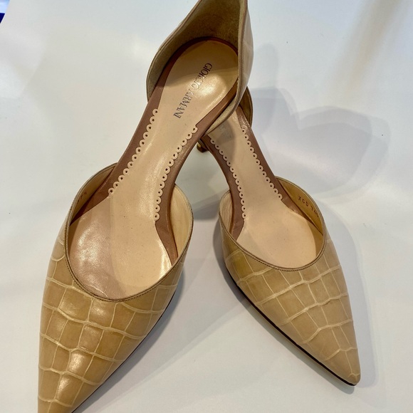 Giorgio Armani Kitten Heels - Picture 4 of 7